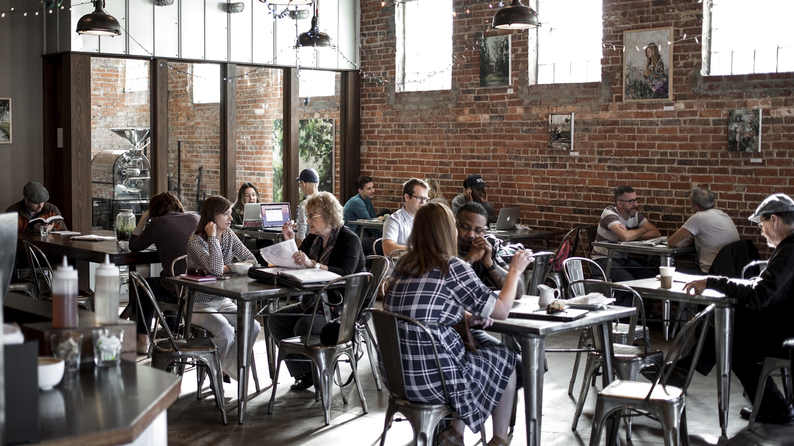 Creating an Engaging Post in Invitation's Discussions